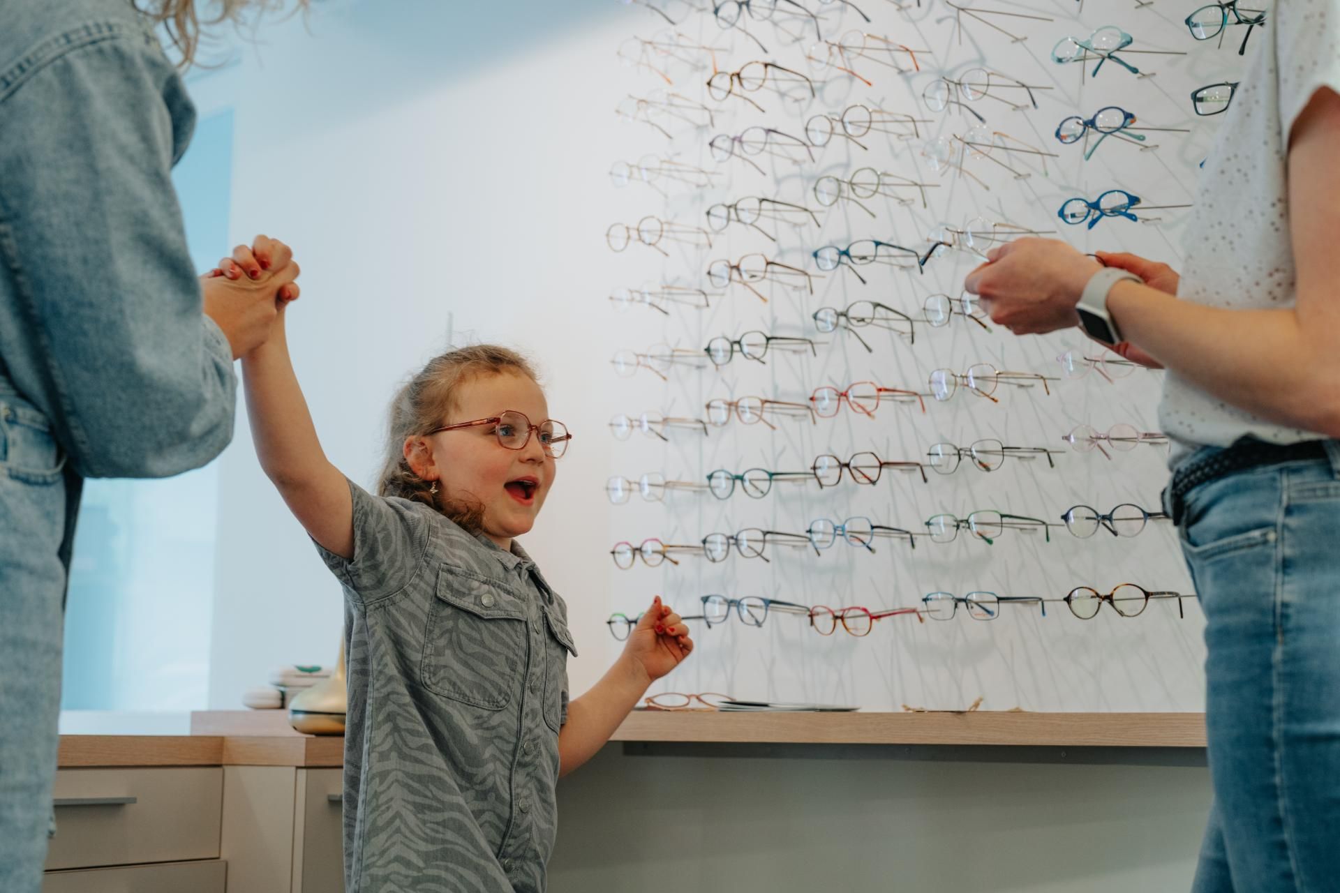 Knappe kinderbrillen die tegen een stootje kunnen